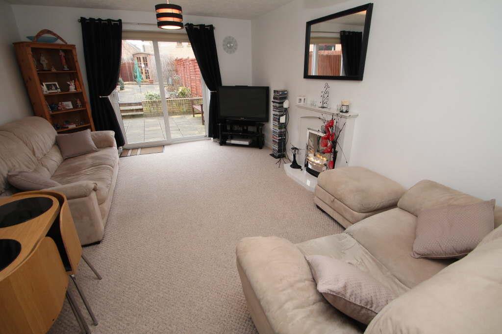 Trentishoe Crescent, Furzton, Milton Keynes